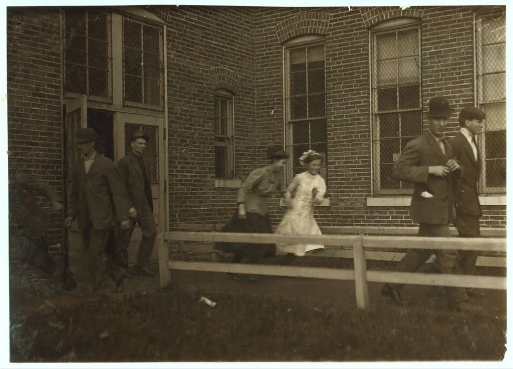 Noon hour Brown Shoe Factory. Note young girl in photo - not the…, Missouri, 1910