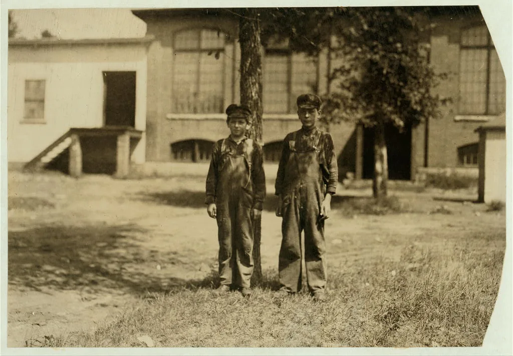 Smallest is Anatole Gernon, Maple St. Apparently 11 or 12 years old.…, Massachusetts, 1911
