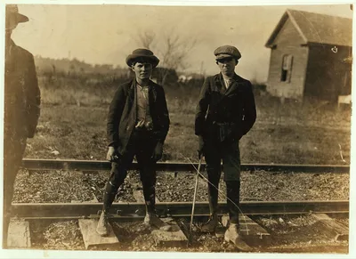 Two spinners in Dillon Mill, Dillon S.C. Both said they had been in…, South Carolina, 1908