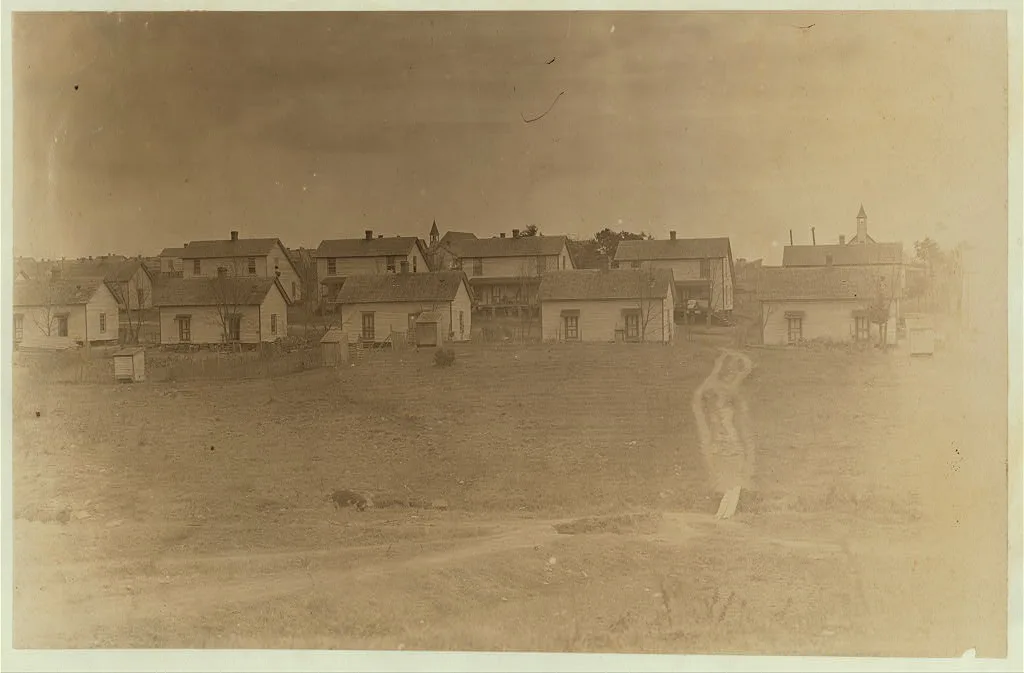 This is where the mill children live. Compare photo 342. Lancaster,…, South Carolina, 1901