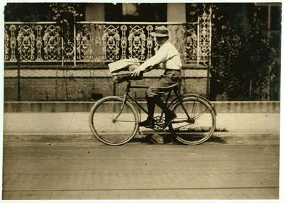 Package boy.  Location: Montgomery, Alabama, 1914
