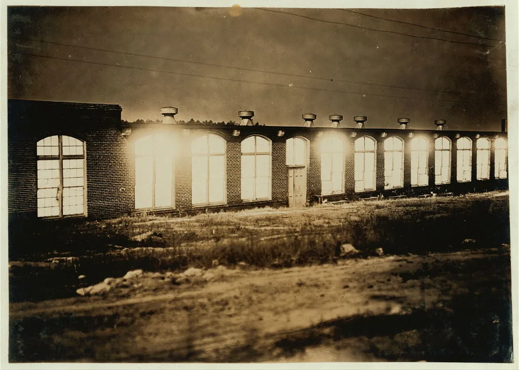 Holland Mfg. Co., Gastonia, N.C. 8:00 P.M. Mill running nights. …, North Carolina, 1908