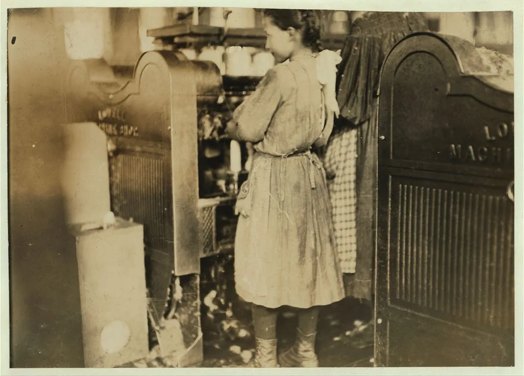 Cherryville Mfg. Co., Cherryville, N.C. Plenty of young boys and…, North Carolina, 1908