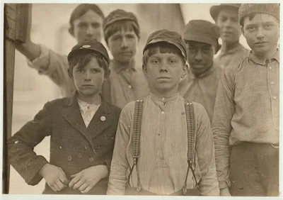Doffers in Willingham Cotton Mill, Macon, Ga. The three boys in front…, Georgia, 1909