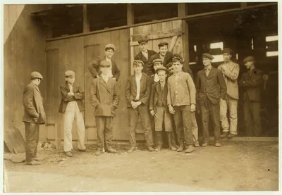 Workers in More-Jones Glass Co., Bridgeton, N.J. Location: Bridgeton,…, New Jersey, 1909