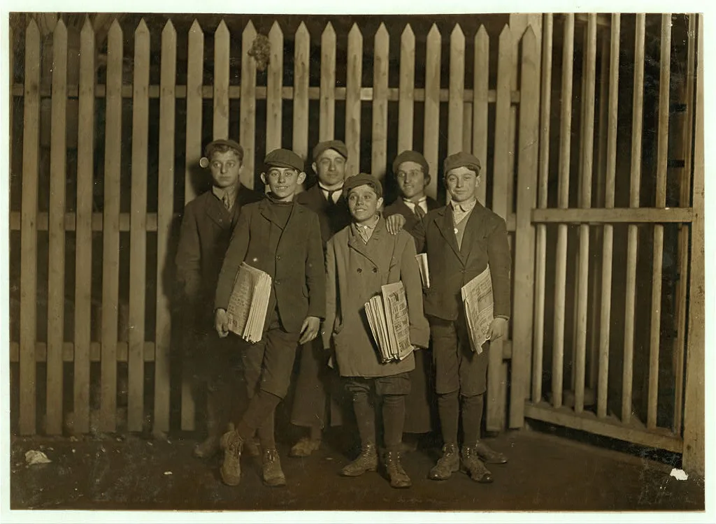 7:00 P.M. Boys selling papers at the depot, Bridgeport, Conn.…, Connecticut, 1909