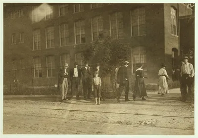 One of the young workers in Schoolfield Mills, Danville, Va. The…, Virginia, 1911
