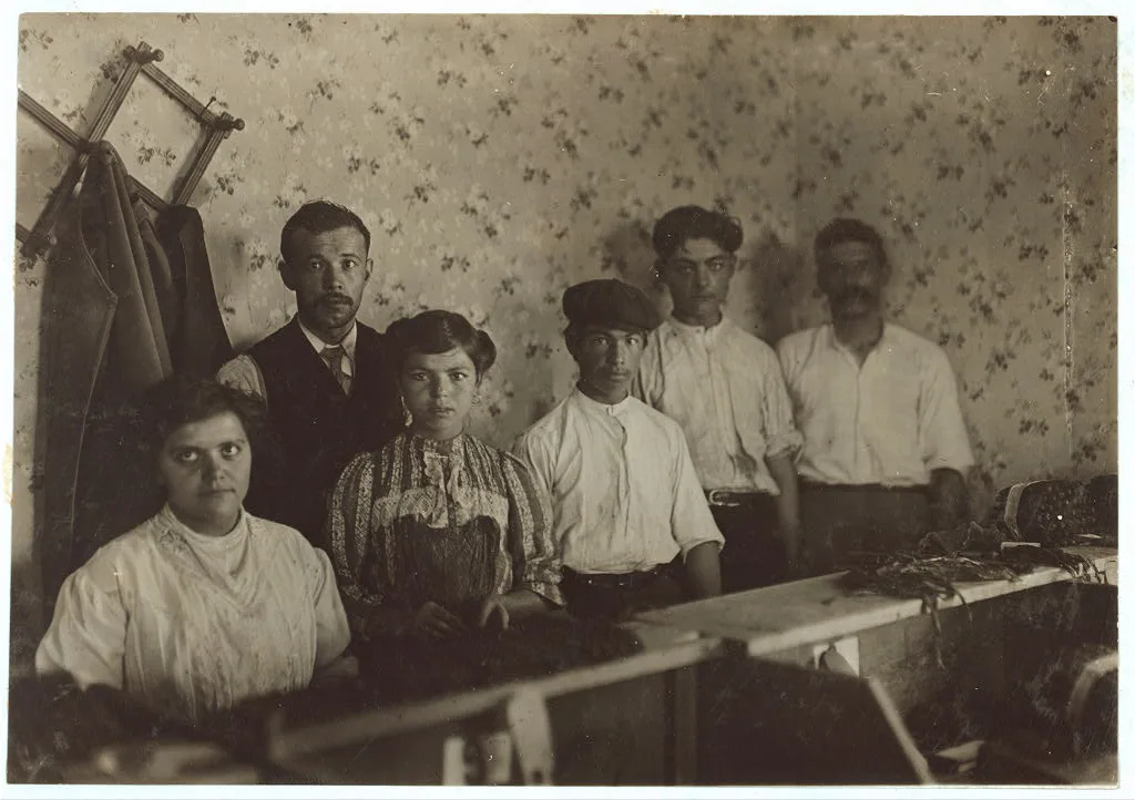 Some of the cigarmakers F. Sierra Co. Tampa, Fla.  Location: Tampa,…, Florida, 1909