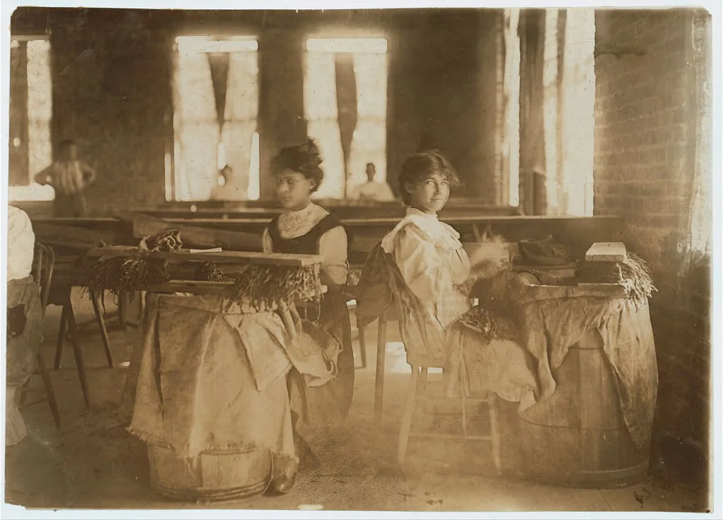 A Rarniriz Cigar Co., Tampa, Fla. Tampa, Fla.  Location: Tampa,…, Florida, 1909