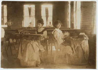 A Rarniriz Cigar Co., Tampa, Fla. Tampa, Fla.  Location: Tampa,…, Florida, 1909