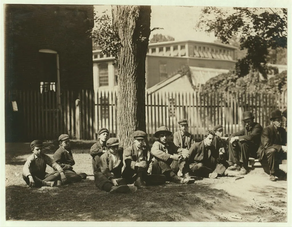 Noon hour, Holden-Leonard Co., Bennington, Vt. Some of the youngsters…, Vermont, 1910