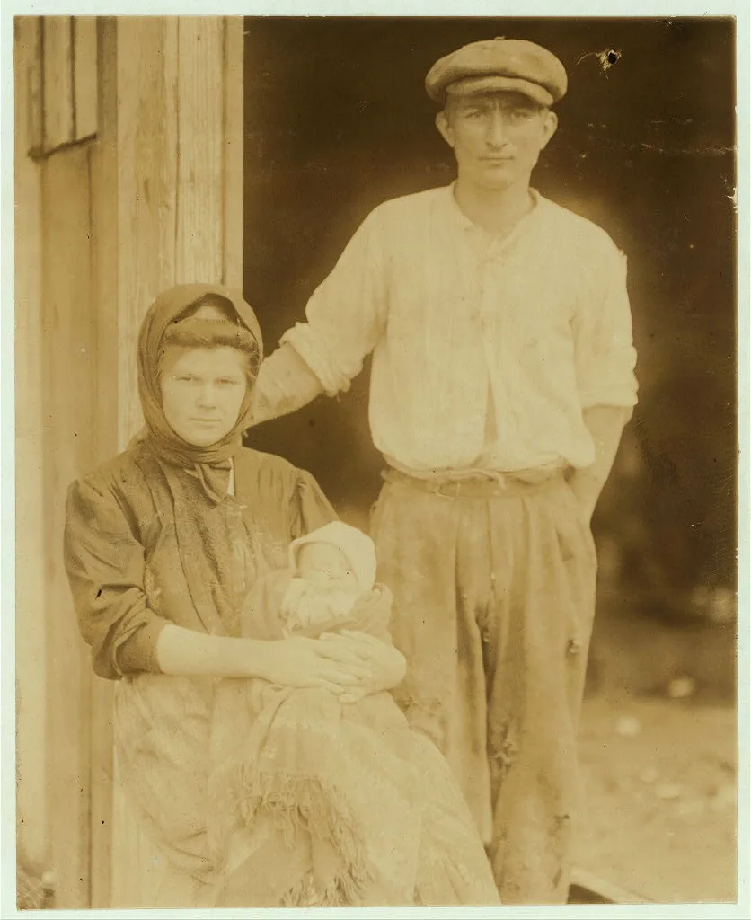 [Man, woman, and infant. Varn & Platt Canning Co.  Location:…, South Carolina, 1913