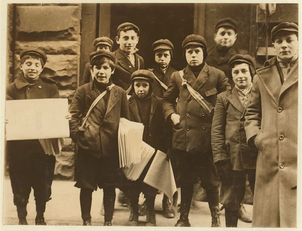 Newsie in Bank Alley waiting for afternoon papers, 4 P.M.  Location:…, New York (State), 1910