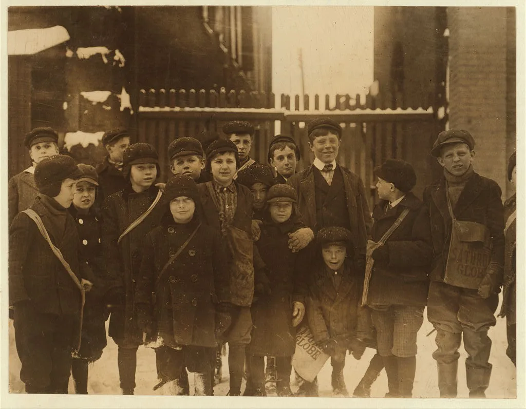 Newsboys.  Location: Utica, New York (State), 1910