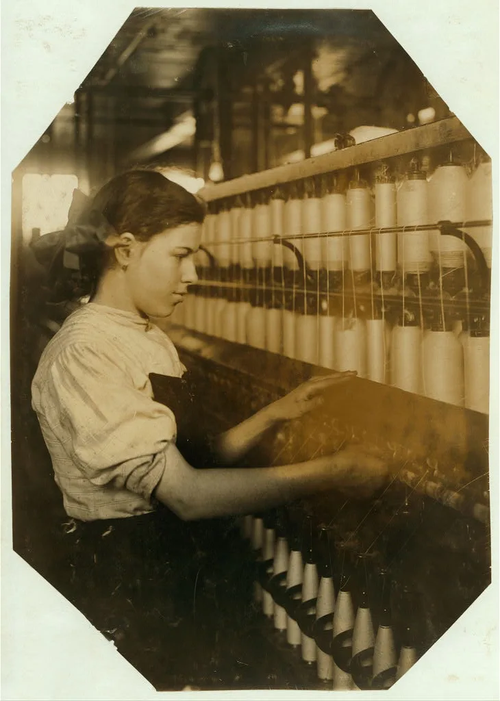 Spinner.  Location: Fall River, Massachusetts, 1916