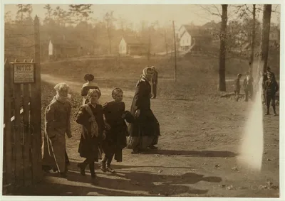 Noon-hour Indian Head Cotton Mills. Some of the girls are much…, Alabama, 1910