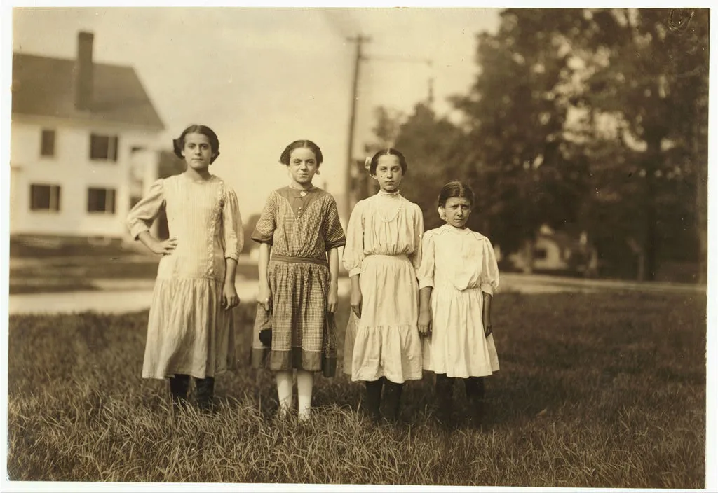 Comparison of ages: On right end is Mary Deschene, admitted 11 years,…, Massachusetts, 1911
