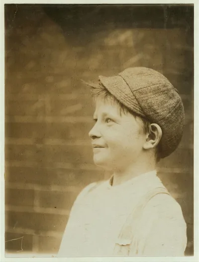 [Donald Mallick, ("Happy"), 203 King Street. 9 years of age, selling…, Delaware, 1910