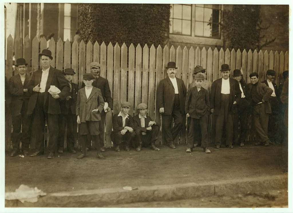 At side of mill gate (western gate beside office) Manuel Andrew, 14…, Massachusetts, 1911