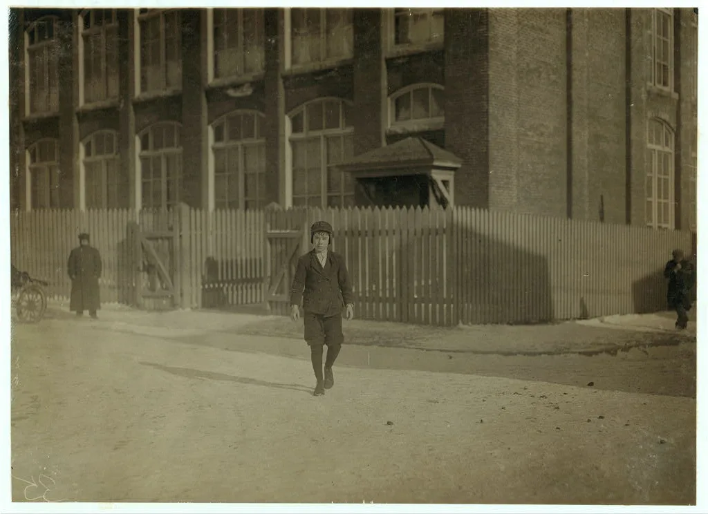 [Manuel Maderas. Poorly protected from zero weather. See 2733]…, Massachusetts, 1912