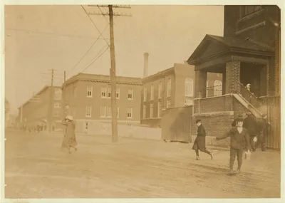 [Young workers adolescence and younger in Manomet, Nonquitt and…, Massachusetts, 1912