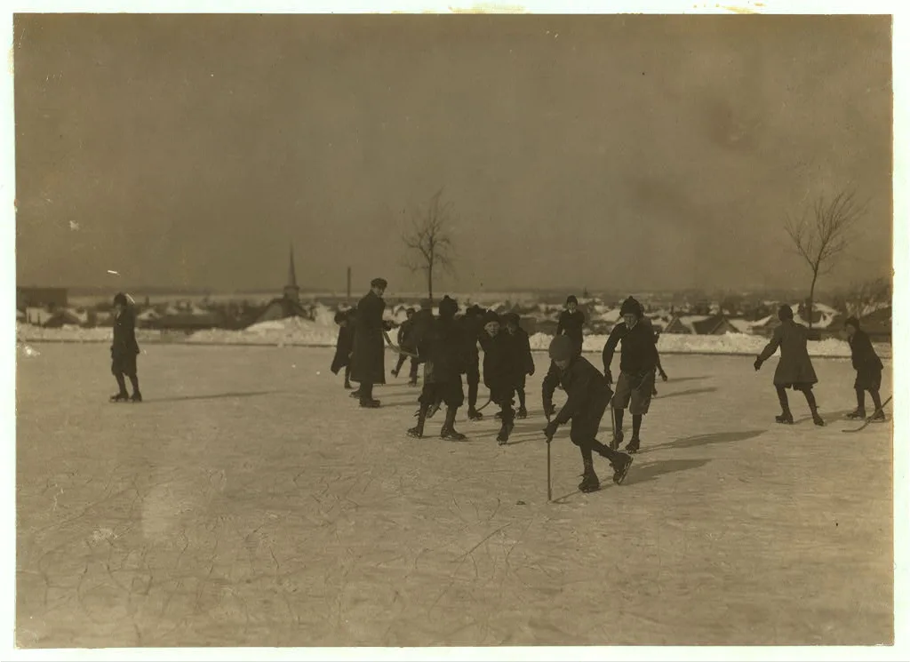 [Sunday morning relaxation. Park Pond. Frequented by both school and…, Massachusetts, 1912