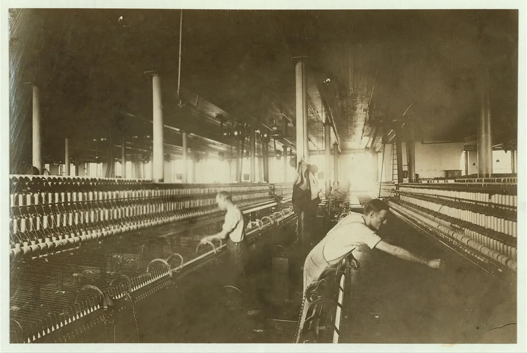 (For Child Welfare Exhibit 1912-13.) View in Mule Room, Lonsdale…, Rhode Island