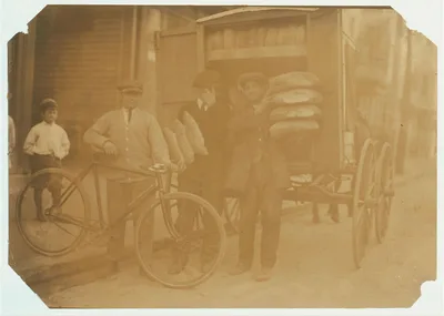 (For Child Welfare Exhibit 1912-13.) Delivering bread in the Italian…, Rhode Island