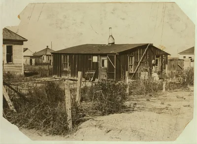 [Some of the shacks in "St. Petersburg," the district in which the…, Colorado, 1915