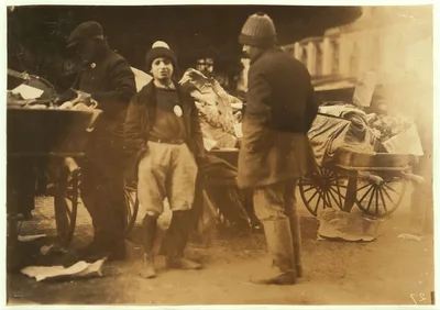 Young vender [sic] with badge. Market.  Location: Boston,…, Massachusetts, 1917