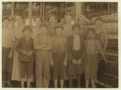 Group of workers in the Massachusetts Mills, Lindale, Ga. Photo taken…, Georgia, 1913