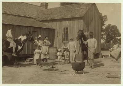 "Renters." Itinerant Texas farmers who rent a farm for a year or so…, 1913