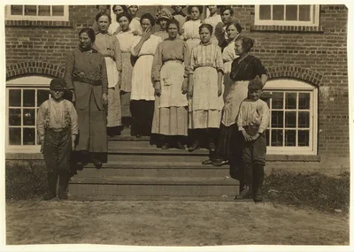 2 of the smallest boys in the Dresden Cotton Mills. Probably under…, North Carolina, 1914