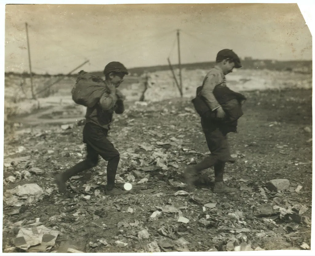 Scavengers. Pine Street Dump.  Location: Fall River, Massachusetts, 1916