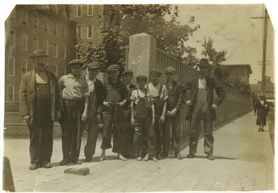 Group of doffers and sweepers working in Merchants Mill - Noon. …, Massachusetts, 1916