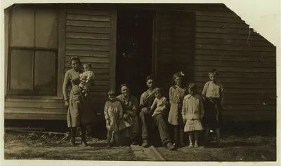 [Calvin Humphrey family. See cards of Estelle and Felix, also report.…, Kentucky, 1916