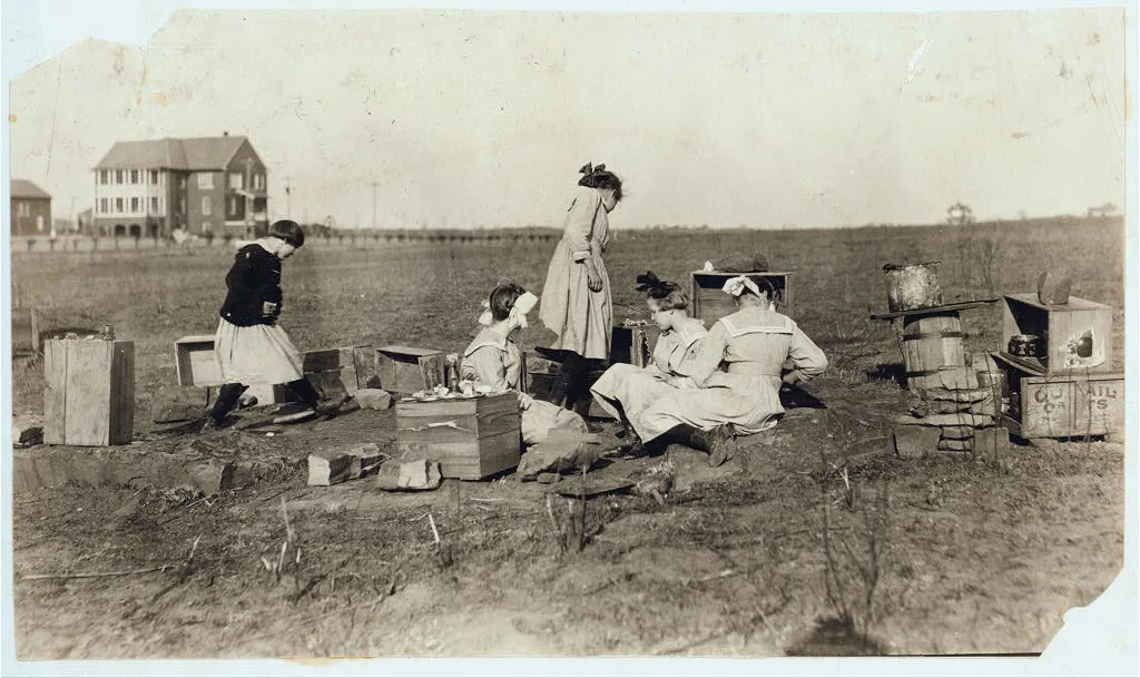 [Some original play houses conceived and executed by girls at the…, Oklahoma, 1917