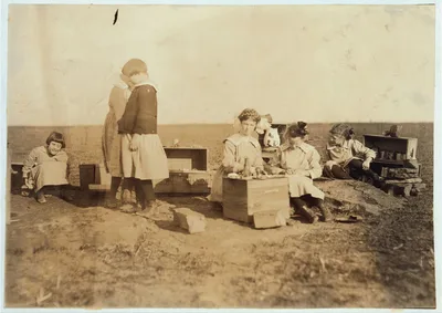 [Some original play houses conceived and executed by girls at the…, Oklahoma, 1917