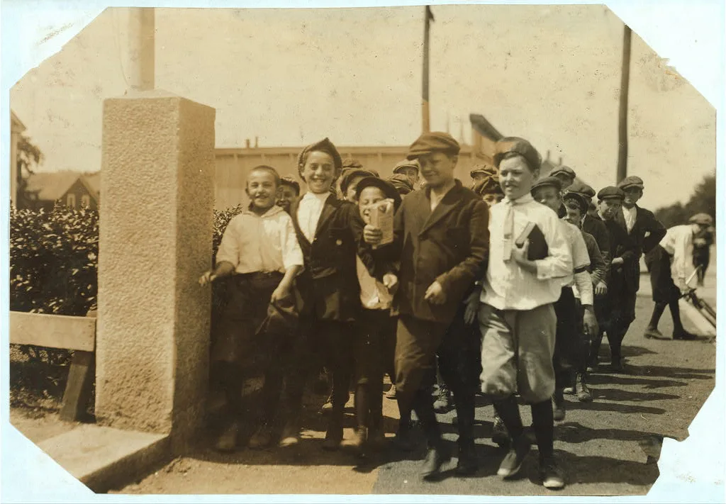 [Going to School. About 14-16 years. Watson School - Flint Village.] …, Massachusetts, 1916