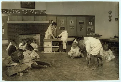 Kindergarten children in Horace Mann School working on doll houses.…, Oklahoma, 1917