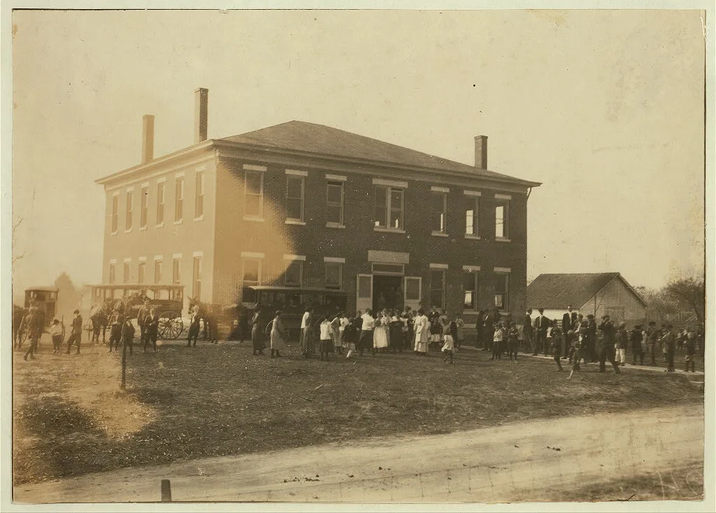 [Woodburn School (consolidated). See Kentucky report.]  Location:…, 1916
