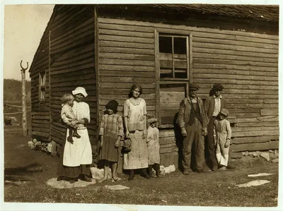 [Hazel family (very poorly educated). Children have not been to…, Kentucky, 1916