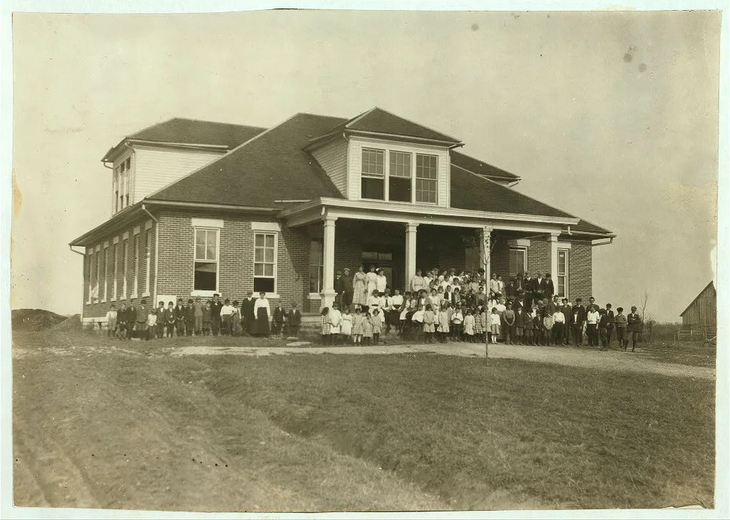 [Rich Pond School (consolidated). See Kentucky report.]  Location:…, 1916