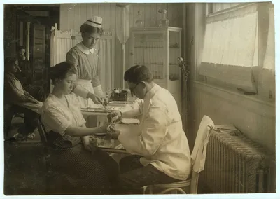 Bandage on injured finger in Hospital. Hood Rubber Co., Cambridge. …, Massachusetts, 1917