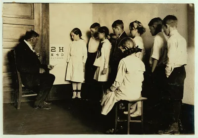 Medical inspection and testing eyes in Grade 5 of Washington School. …, Oklahoma, 1917