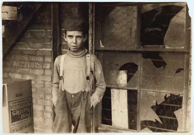Eleven-year-old bakery worker Glenn Dungey. See Ellis Report, L.W.…, Oklahoma, 1917